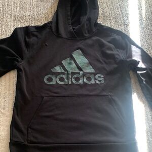Kids 👦🏻 Adidas Black Hoodie with Graphic Logo